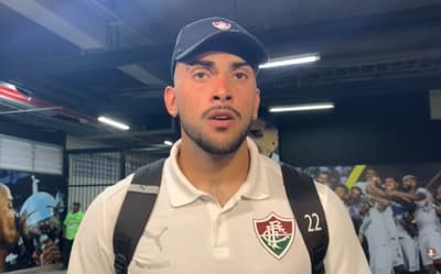 Freytes revela motivo de erro na jogada ensaiada do Fluminense: 'No último minuto'