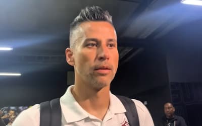 Fábio revela dificuldade do gramado sintético após Botafogo x Fluminense: 'Sempre'