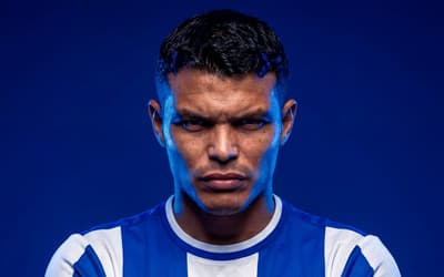 Thiago Silva em anuncio pelo Porto (Foto: Divulgação/Porto)