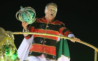 Carnaval: relembre clubes e craques que já foram enredo de escola de samba