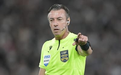 CBF define arbitragem para Vasco x Fluminense pela 7ª rodada do Brasileirão