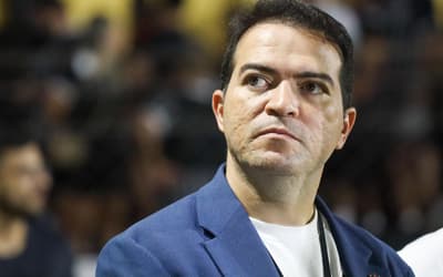 Marcelo Paz explica possível saída de André: 'Corinthians precisa vender'