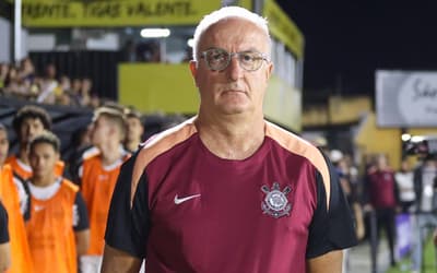 Dorival elogia consistência do Corinthians e explica eliminação: 'Erro mínimo'