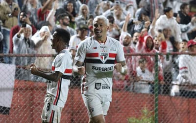 Eficiência de Luciano e Calleri dá gás ao ataque do São Paulo; veja números