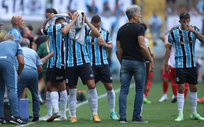 A regra da "pausa para hidratação": quais os critérios de temperatura para interromper a partida