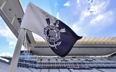 Diretor anuncia saída do Corinthians e assume cargo no Pacaembu