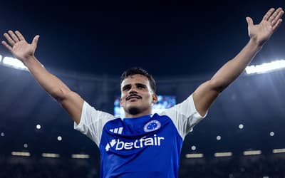 Alex Sandro é cortado da Seleção por lesão, e Kaiki, do Cruzeiro, é convocado