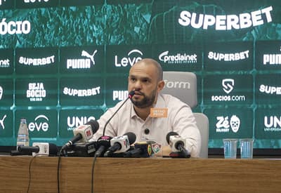 Mattheus Montenegro, presidente do Fluminense, em coletiva (Foto: Marcelo Gonçalves / Fluminense FC)