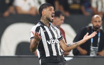 Barboza revela problemas para renovar com Botafogo: 'Já falei o que preciso'