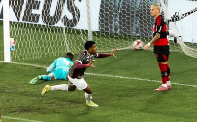 Fluminense desafia abismo financeiro e chega favorito à final com Flamengo