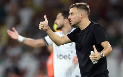 Botafogo pode ter reforços para clássico com o Flamengo