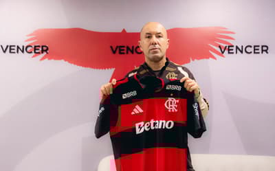 Leonardo Jardim é regularizado pelo Flamengo no BID
