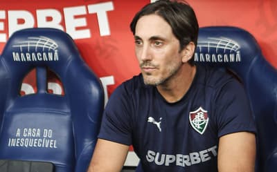 Zubeldía em Fluminense x Flamengo (Foto: Lucas Merçon/ Fluminense FC)