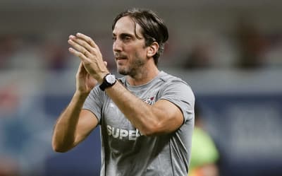 Análise: Zubeldía cumpre missão estabelecida em 2025 no Fluminense