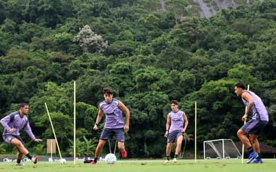 Botafogo chega pressionado para clássico em busca de resposta rápida