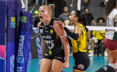 Praia Clube supera Fluminense em casa e sobe para terceiro lugar na Superliga Feminina