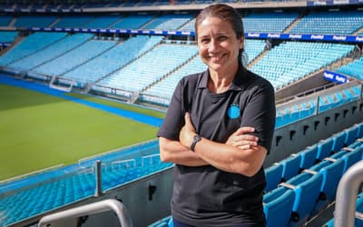 Grêmio anuncia Jéssica de Lima como nova treinadora