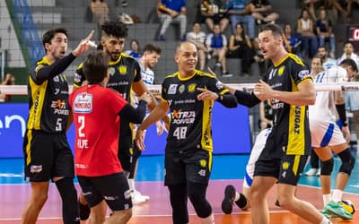 Praia Clube bate Cruzeiro no tie-break em duelo mineiro pela Superliga Masculina