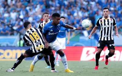 Em jogo amarrado, Cruzeiro e Santos empatam no Mineirão; veja os melhores momentos