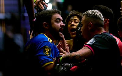 Voadora em mascote, gol de melhor do mundo e 14 gols em uma partida; veja como foi o início do segundo split da Kings League Brasil