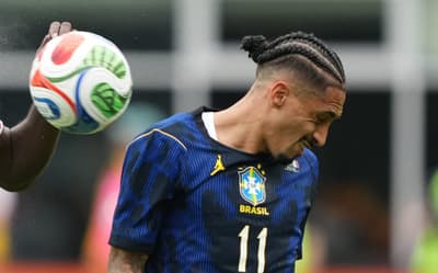 Por que Ancelotti tirou Raphinha no intervalo de Brasil x França?