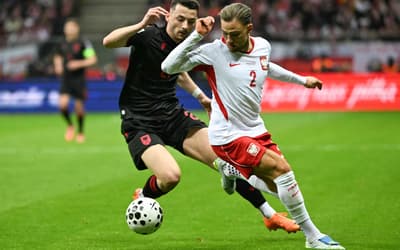 Com gol de Lewandowski, Polônia vence a Albânia e vai à final da Repescagem Europeia