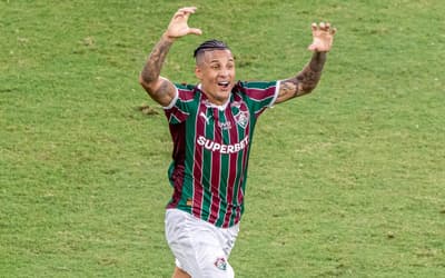 Arana faz golaço nos acréscimos, e Fluminense vence batalha com o Athletico-PR no Maracanã