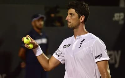 Há dez anos, brasileiro aplicou 'pneu' no último confronto contra top-1. Fonseca fará melhor?