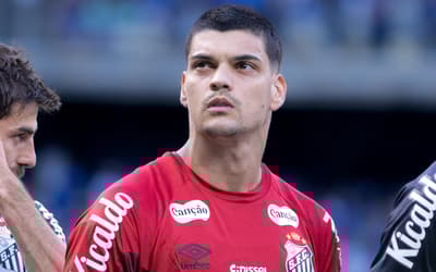 Defesa de Brazão em Cruzeiro x Santos viraliza: 'Seleção'