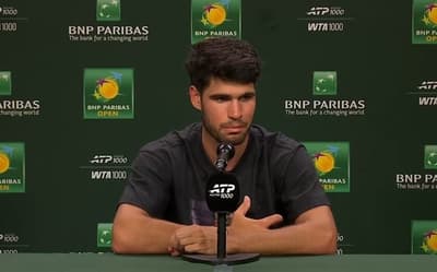 Após derrota, Alcaraz se impressiona com Medvedev: 'Nunca vi jogar assim'