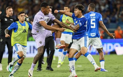 Narração da briga entre jogadores de Cruzeiro x Atlético-MG viraliza