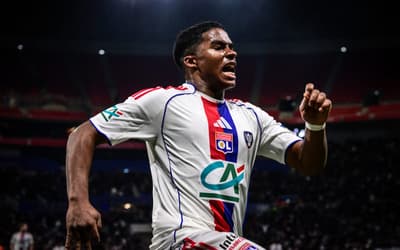 Endrick em jogo do Lyon pelas oitavas de final da Copa da França