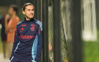 Torcedores do Flamengo repercutem atitude de Filipe Luís: 'Estranho'