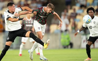 Análise: Atlético consegue produzir, mas falta de efetividade ofensiva e desatenção na defesa custam caro