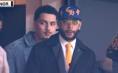 Memphis Depay acompanha Holanda x Noruega na Johan Cruijff Arena