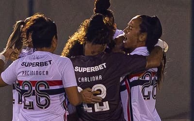 São Paulo vence por 3 a 0 e derruba invencibilidade do Palmeiras no Brasileirão Feminino
