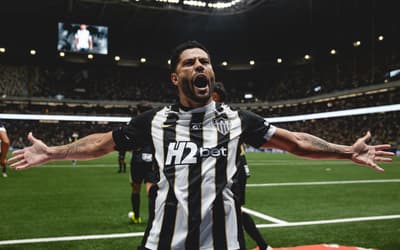 Hulk completa 300 jogos pelo Atlético-MG: veja os números e as conquistas do ídolo alvinegro