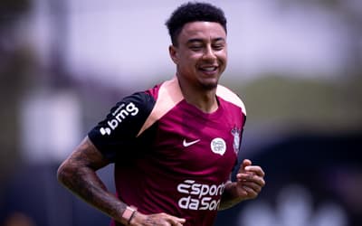 Lingard vai passar por 'mini pré-temporada' antes de estreia no Corinthians