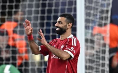 De freguês a carrasco: Liverpool atropela Galatasaray e avança na Champions