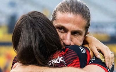 Última postagem de Filipe Luís após deixar o Flamengo viraliza: 'Sempre fez'