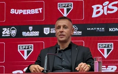 Rafinha responde sobre possível pressão em início de trabalho de Roger no São Paulo