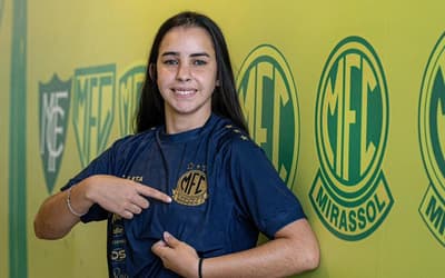 Quem é Letícia Fernanda, técnica de 20 anos à frente do sub-15 feminino do Mirassol