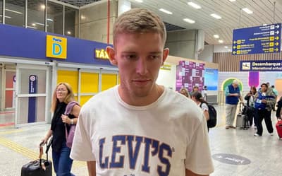 Castillo comenta gols no Flamengo em chegada ao Fluminense: 'Seria lindo'