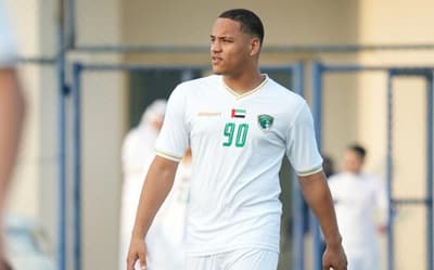 Empresário relata tensão vivida por jogador brasileiro em Dubai durante alerta militar