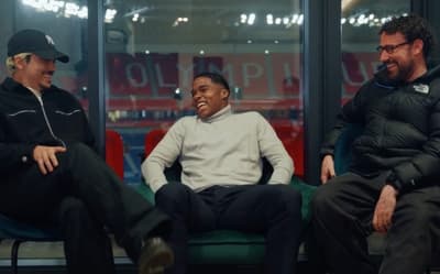 Endrick compara torcida do Lyon à do Palmeiras: 'Isso só acontecia lá'