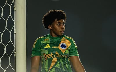 Com grande atuação de Camila, Cruzeiro e Flamengo empatam pelo Brasileirão Feminino