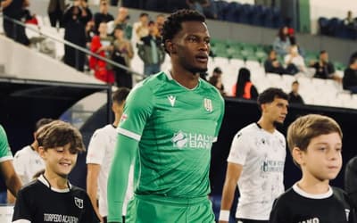 Ex-Vasco, Vinícius Vianna se firma no futebol da Geórgia