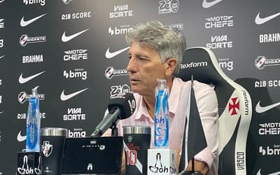 Renato Gaúcho analisa vitória do Vasco: 'Tem horas que tem que fechar a casinha'