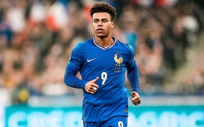 Doué, Olise e Ekitiké: quem são os jovens atacantes da França?