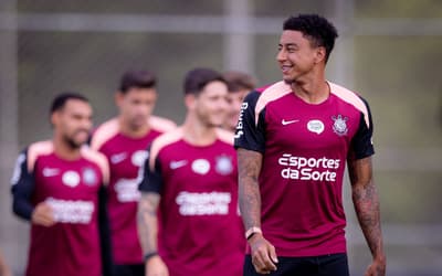 Lingard joga? Veja a provável escalação do Corinthians contra o Fluminense